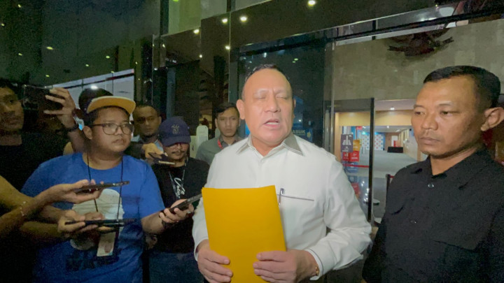 Firli Bahuri Bebas Main Badminton, Polda Metro Didesak Segera Menahan