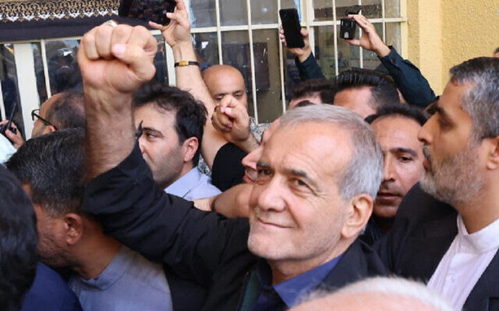 Jadi Presiden Terpilih Iran, Pezeshkian Siap Terima Masukan Jalili