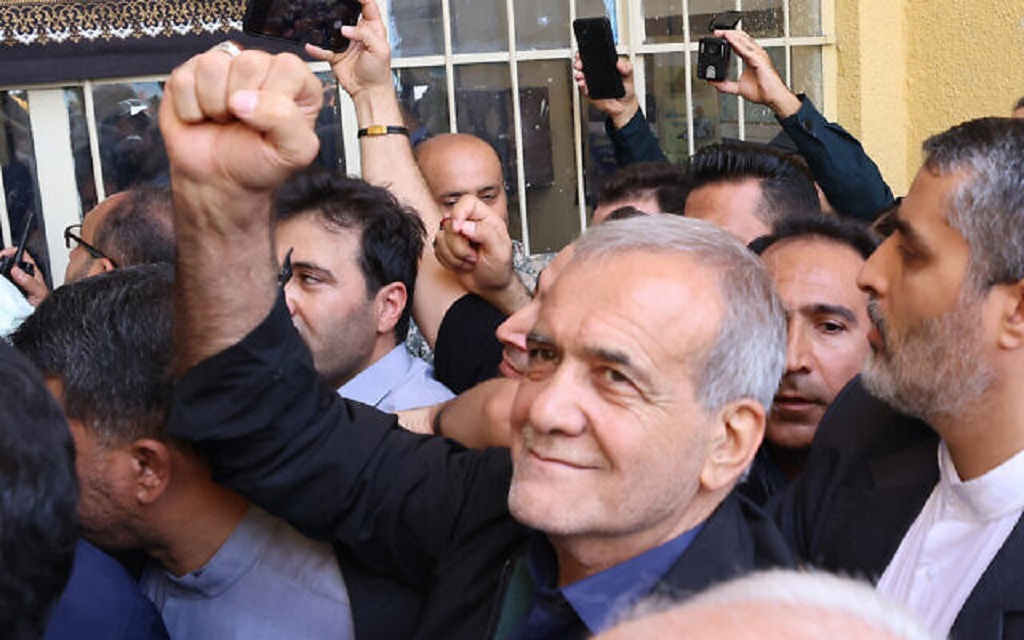 Presiden terpilih Iran Masoud Pezeshkian. (ATTA KENARE / AFP)