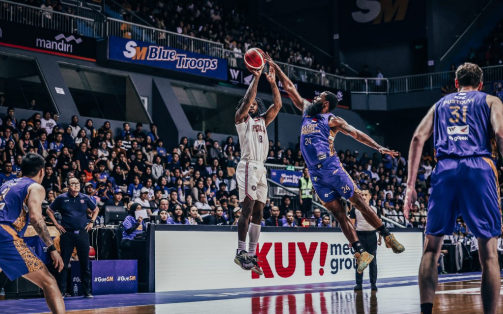 Suasana pertandingan Satria Muda vs Pelita Jaya (dok. IBL)