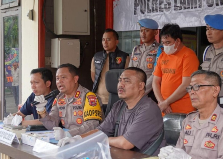 Polisi Temukan Ragam Senpi Ilegal di Rumah Anggota DPRD Lamteng Penembak Warga