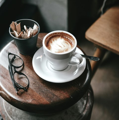 Manfaat kopi dapat hilang jika dikonsumsi dengan gula dalam jumlah banyak. (Foto: Ilustrasi/Dok. Unsplash.com)