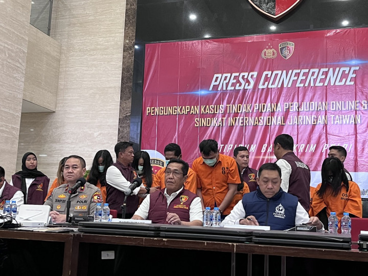 Transaksi Judi <i>Online</i> dan Pornografi Jaringan Taiwan Tembus Rp500 Miliar