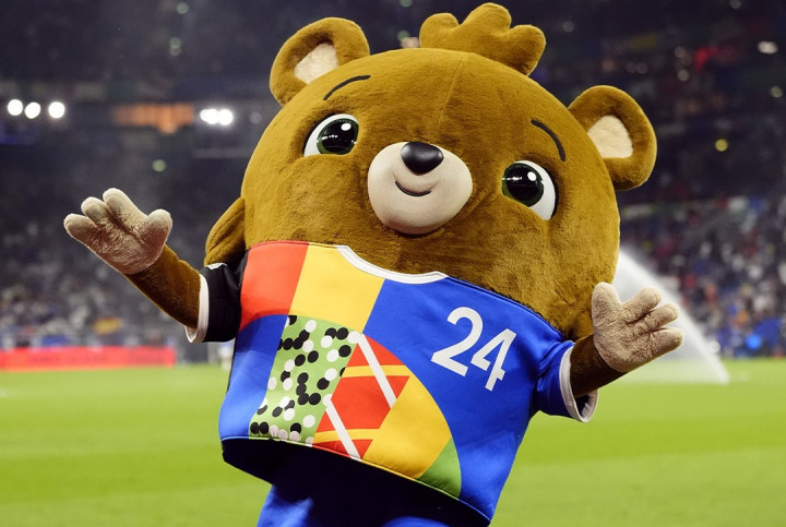 Menilik Koleksi Trofi Semifinalis Euro 2024