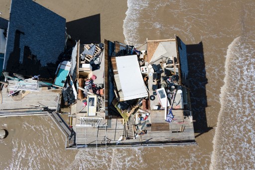 Badai Beryl Hantam Texas, Tiga Orang Tewas