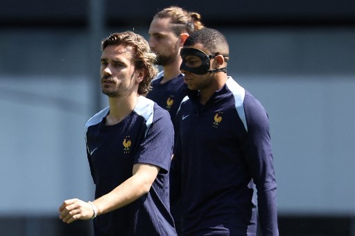 Timnas Prancis tak Masalah dengan Kesulitan yang Dialami Mbappe dan Griezmann