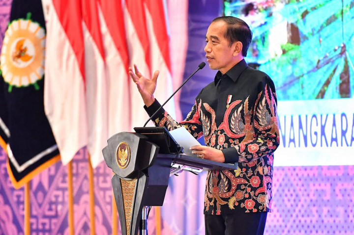 Jokowi Jelaskan Tantangan Bangsa dan Upaya Penguatan Daya Saing Nasional pada Rakernas XVI APKASI