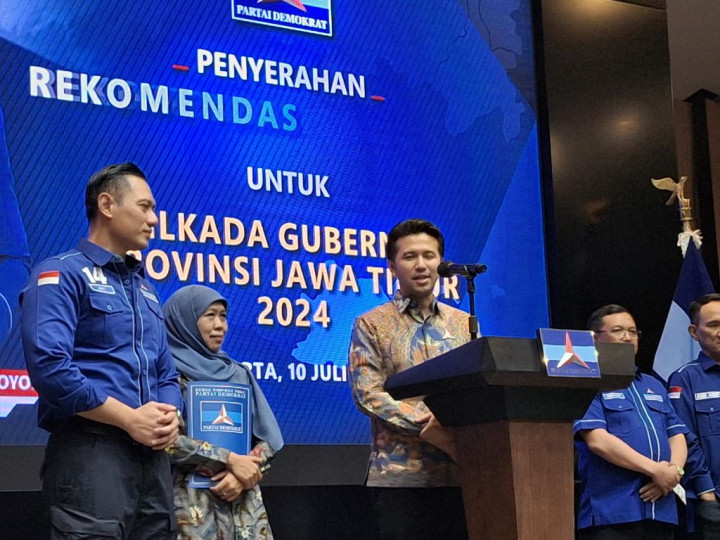 Ditanya Peluang Masuk Kabinet Prabowo-Gibran, Emil Pilih Dampingi Khofifah di Jatim
