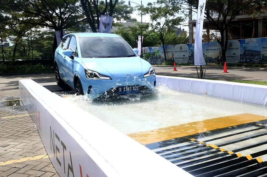 Cara Neta V-II Menjaga Baterai Aman Bagi Penumpang