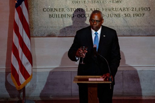 Menhan AS Siap Pertahankan Kedaulatan Wilayah Anggota NATO