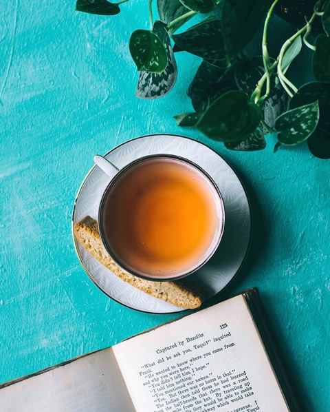 Kebiasaan mengonsumsi teh tawar juga bisa membantu menurunkan kadar gula darah. (Foto: Ilustrasi/Dok. Unsplash.com)