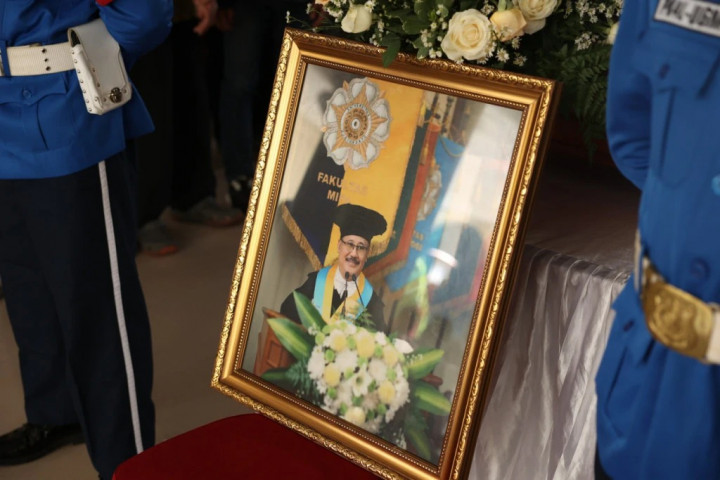 Prof. Retantyo Wardoyo Berpulang, 43 Hari Setelah Dikukuhkan Sebagai Guru Besar UGM