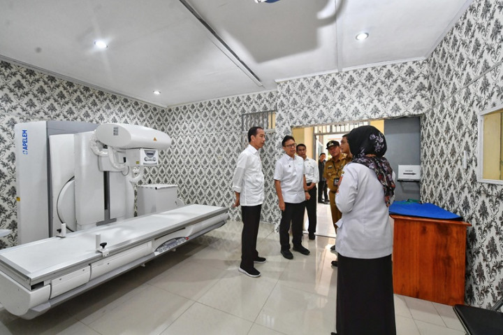 Presiden Kunjungi RSUD Alimuddin Umar Lampung Barat, Tekankan Pentingnya CT Scan