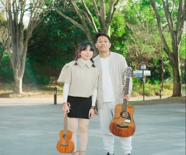 Warna Baru Suara Kayu di Album Banyak Canda Tapi Serius