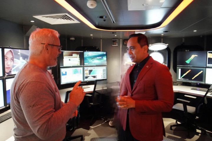 Kunjungi Kapal OceanX, Putu BKSAP Dorong Pemerintah Jadi Superpower Kelautan