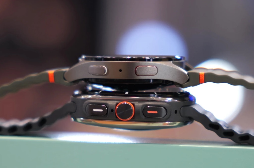 Fitur Isi Daya Nirkabel Absen dari Samsung Galaxy Watch7 dan Galaxy Watch Ultra