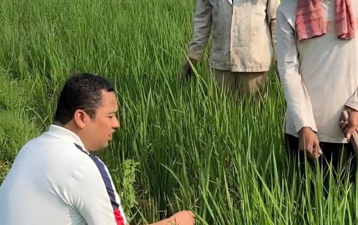 Mantan Walkot Tangerang Borong 100 Ton Beras Warga