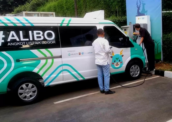Nasib Angkot Listrik Alibo Tergantung Hasil Evaluasi