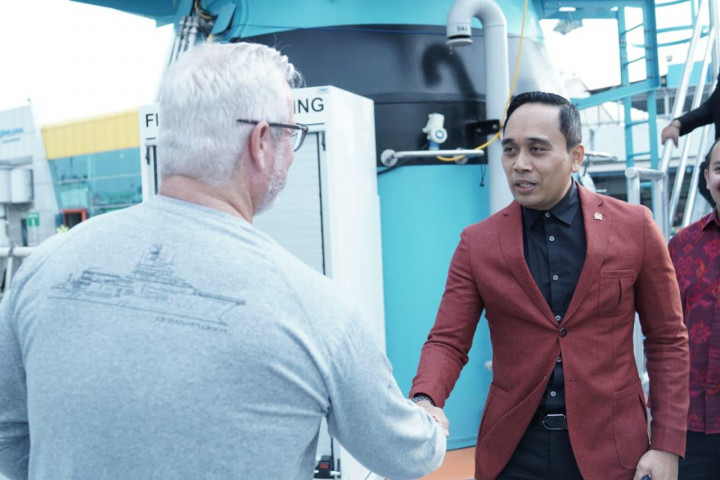 Putu BKSAP: OceanX Promosi Pariwisata dan Keberlanjutan Laut Indonesia