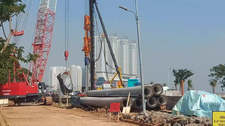 Tanggul Laut Dibangun di Pantai Mutiara Antisipasi Rob