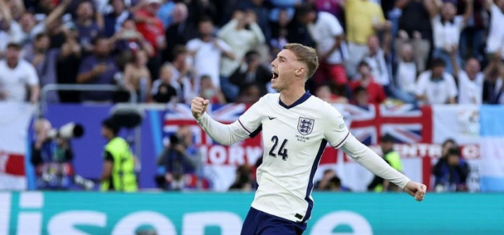 Cucurella Sebut Palmer Mirip dengan Yamal