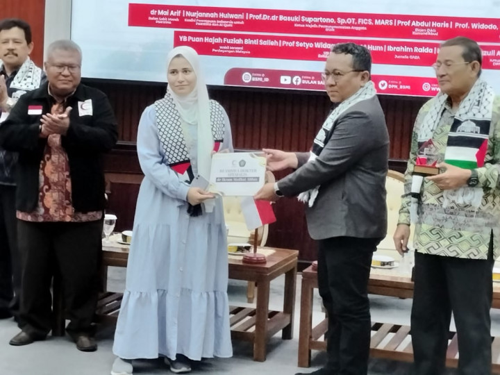 BSMI-Universitas Brawijaya Beri Mahasiswa Gaza Beasiswa Pendidikan Dokter Spesialis