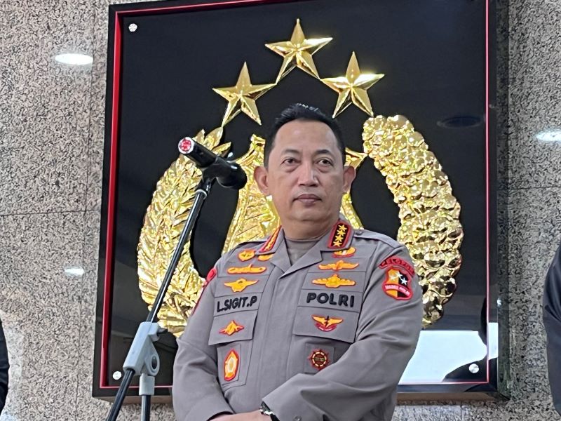 Stadion Turnamen Piala Presiden Dijaga Steward, Polri di Luar