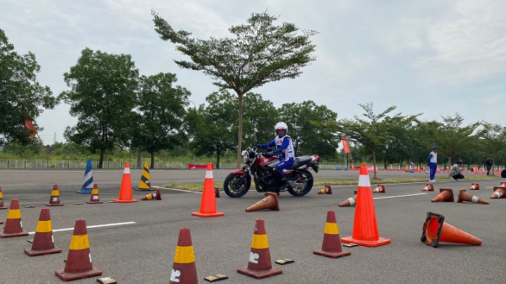 Wakil DAM Mendominasi Kompetisi Safety Riding Nasional