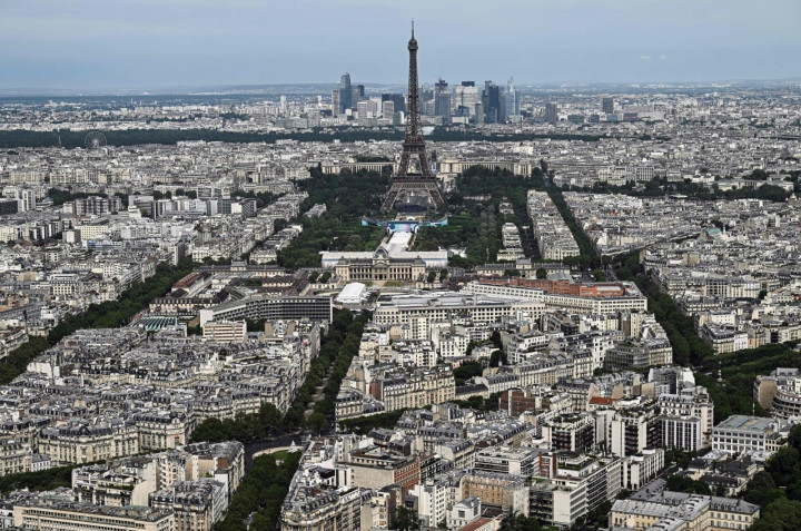 Seorang Tentara Prancis Ditikam saat Berpatroli di Stasiun Paris