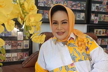 Hetty Koes Endang Disomasi Atas Tuduhan Pelanggaran Hak Cipta Lagu 