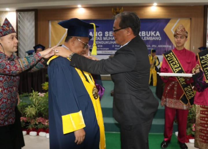 Skandal Guru Besar, Mu’ti: Guru Besar di Muhammadiyah Jangan Seperti 'Profesor Kerupuk'