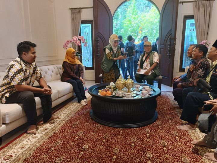 Hasil Coklit Pilkada, Khofifah Nyoblos di TPS 19 Jemurwonosari Surabaya