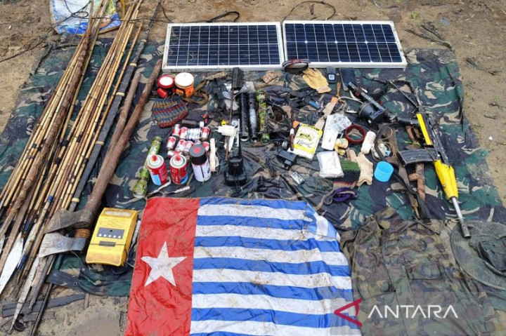 Satgas Yonif Tembak Mati Tiga Anggota OPM Pimpinan Teranus Enumbi