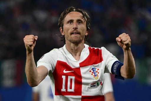 Luka Modric Perpanjang Kontrak, Didapuk Jadi Kapten Baru Real Madrid