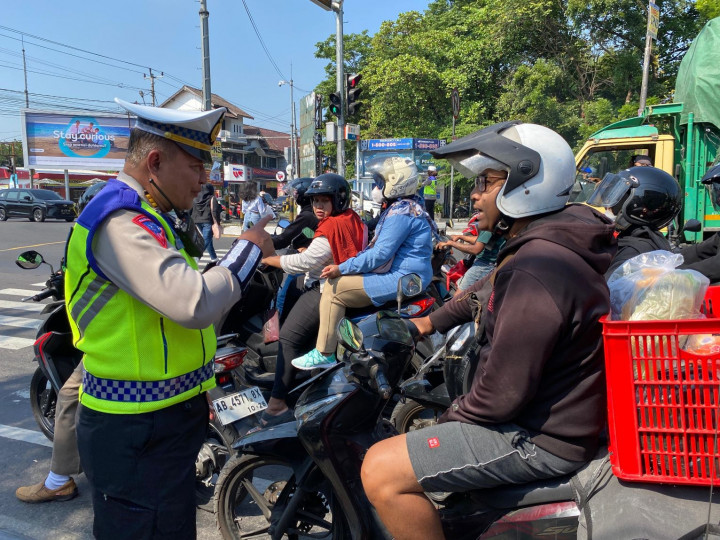 Pelanggaran di Yogyakarta, dari Abai Keselamatan hingga Merokok Sambil Berkemudi