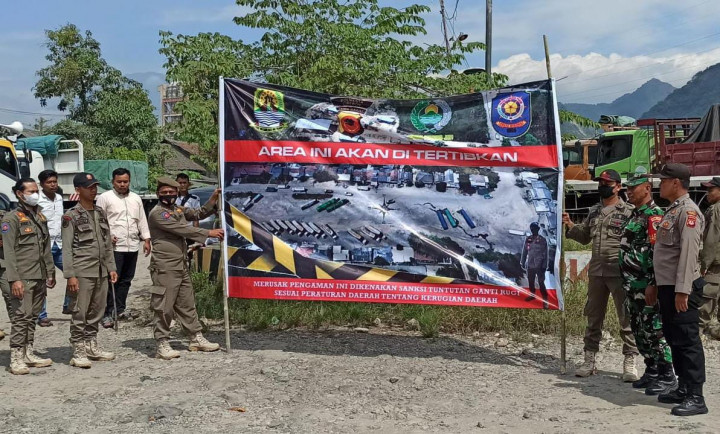 Berdiri di Atas Tanah Kas Desa, Puluhan Warung Remang di Cirebon Bakal Dibongkar