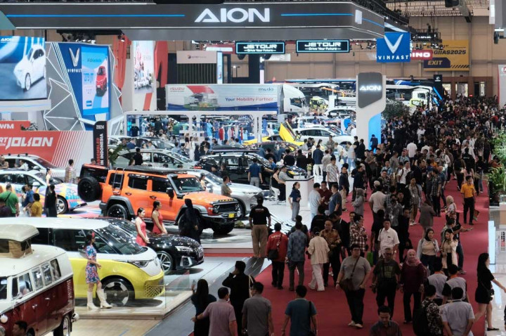 Merek-Merek Otomotif, Jor-Joran Manjakan Pengunjung dengan Ragam Produk Baru