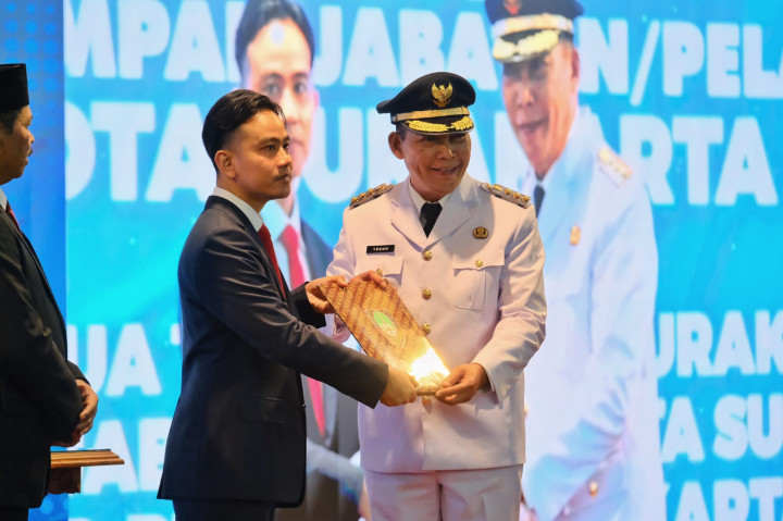 Gibran Ingatkan Teguh Agar Pembangunan Solo Sesuai RPJMD