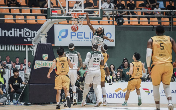 IBL Playoff: Borneo Hornbills Cetak Sejarah dengan Bungkam Dewa United