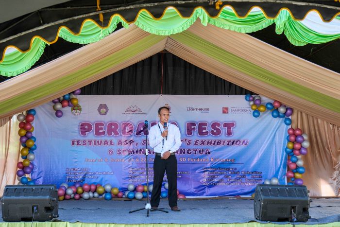 Secercah Asa dari Pijar Semangat Guru di Pelosok Perkebunan Sawit