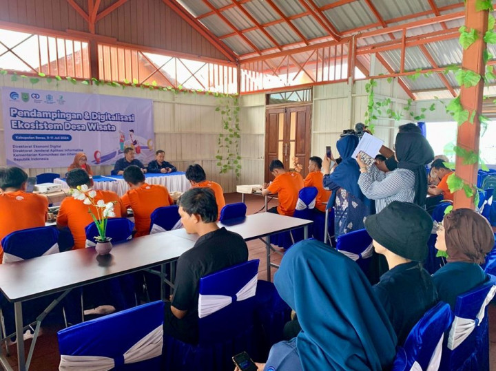 Menyokong Daerah Penyangga Destinasi Wisata IKN via Digitalisasi Desa Wisata