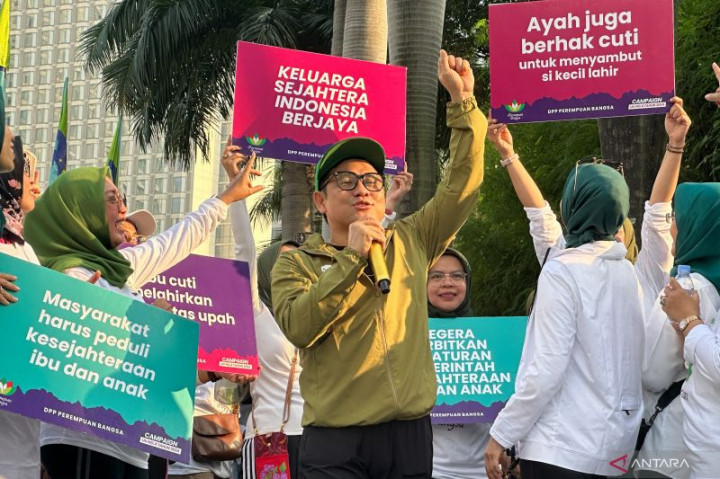 DPR RI sosialisasikan UU KIA di CFD Jakarta