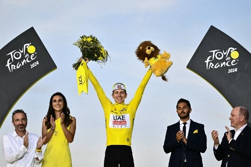 Tadej Pogacar Juara Tour de France 2024