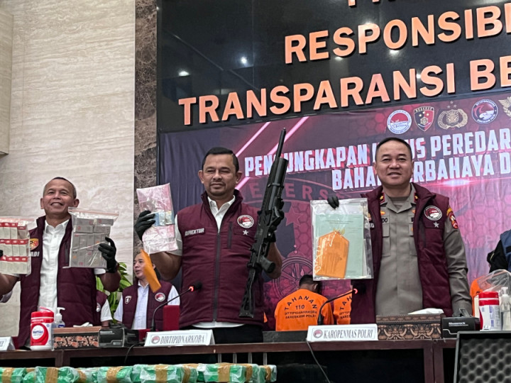 Tangkap Pengedar Narkoba Nyamar Jadi Tentara di Kalbar, Polri Bakal Selidiki Dugaan TPPU