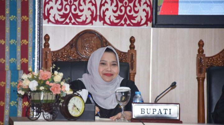 Siap Pimpin Bengkalis 2 Periode, Bacabup  Kasmarni Punya Program Unggulan Bantuan Keuangan 1 Miliar 1 Desa