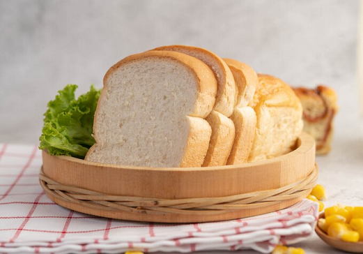 Roti Aoka dan Okko diduga mengandung bahan pengawet berbahaya yakni zat sodium dehydroacetate. (Foto: Ilustrasi. Dok. Freepik.com)