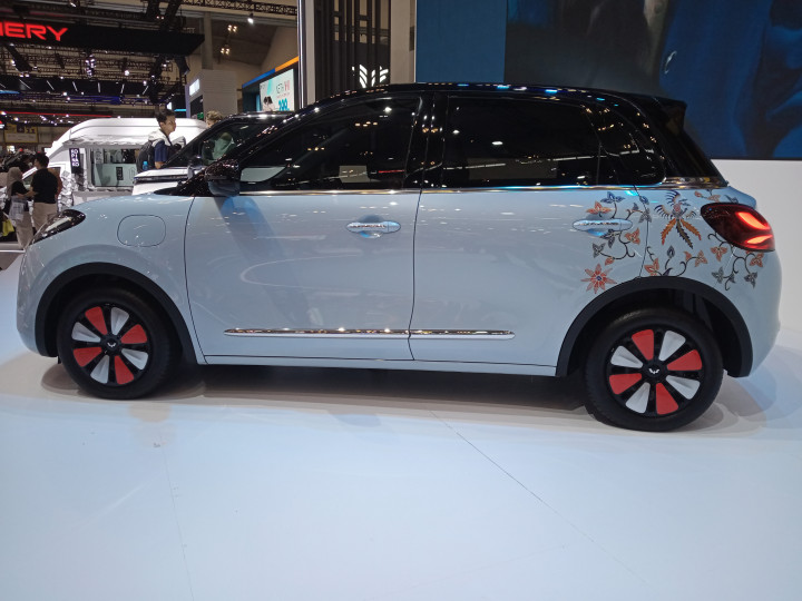 Wuling Hadirkan Binguo EV Premium Range Edisi Khusus