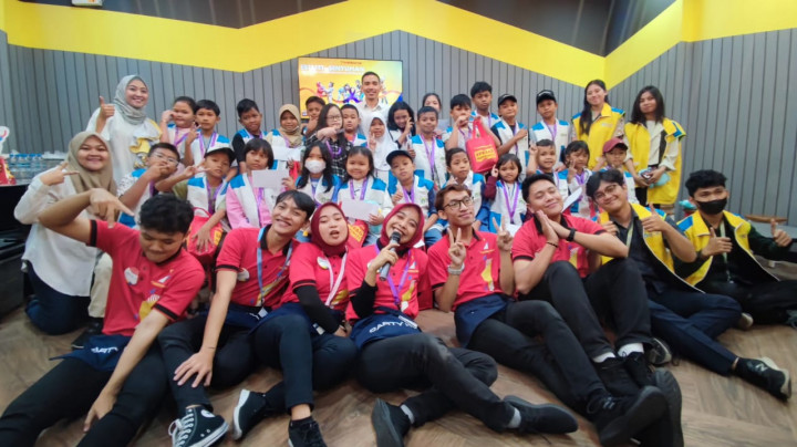 Timezone Ajak Sebar Kebahagiaan di Hari Anak Nasional