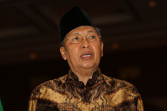 Mengenang Hamzah Haz, Guru yang Terjun ke Politik