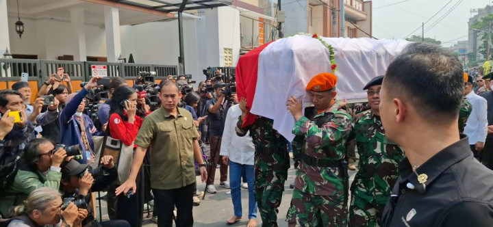 Jenazah Wapres ke-9 Hamzah Haz Disalatkan di Masjid Jami Darussalam